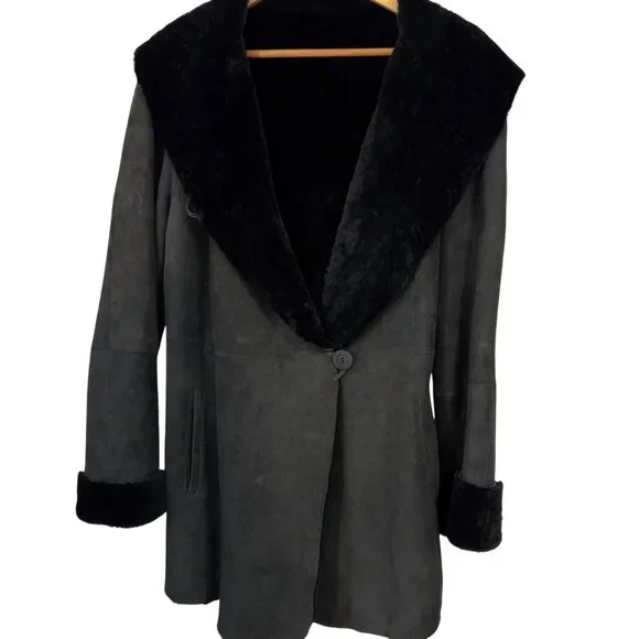Blue Duck Women’s Coat M Genuine Shearling Fur Sheepskin Black READ - Picture 2 of 15